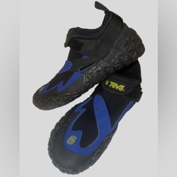 Pre-owned Teva Men’s Neutron Hydro Black Slip On water shoes
Men’s 6 - Picture 3 of 5